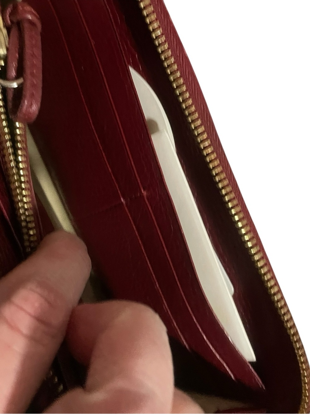 Chloé Burgundy Leather Bobbie Bow Zip-Around Wallet - Authenticated COA - Picture 12 of 12